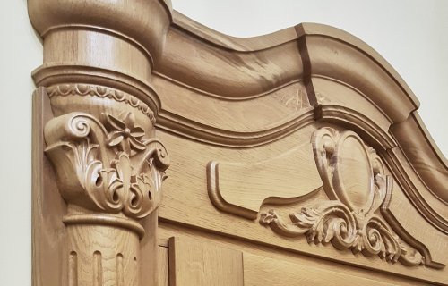 Різблені двері - класика